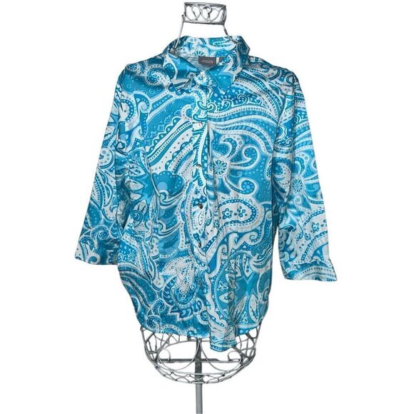 GREAT CONDITION WOMEN CHICOS CHICOS White Aqua Blue Graphic Aztec Button Up SHIR - Picture 2 of 7